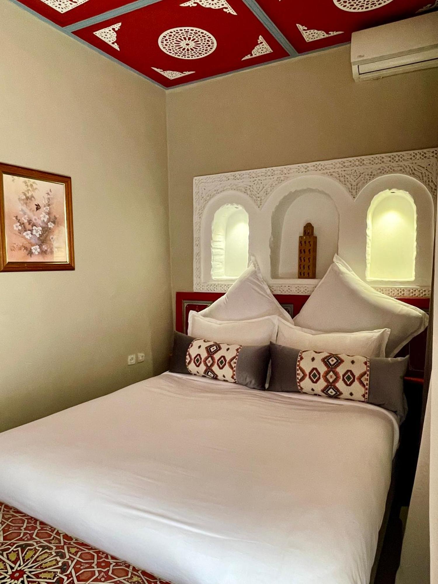La Caleche & 3* مراكش